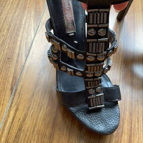 BCBG black heels - Picture 2 of 7